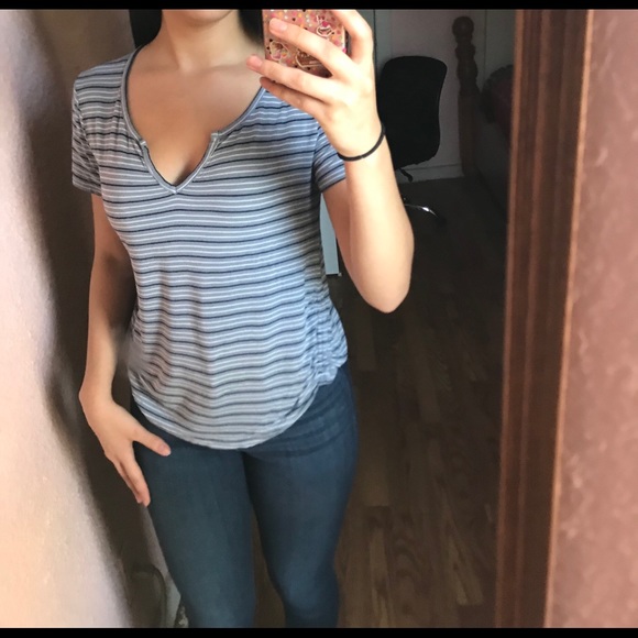 Open Front Blue Striped Top - Picture 2 of 3